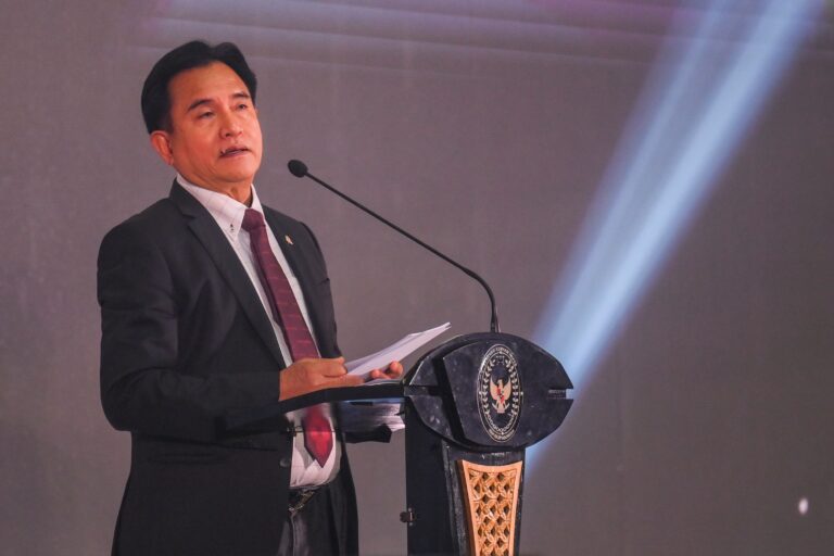 antarafoto-penyampaian-rekomendasi-kebijakan-kemenko-kumham-imipas-1767417478